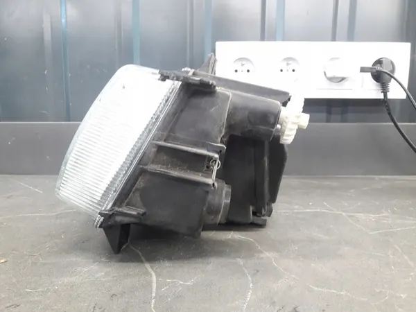 Farol esquerdo VW Polo IV 6K5941015 image 6