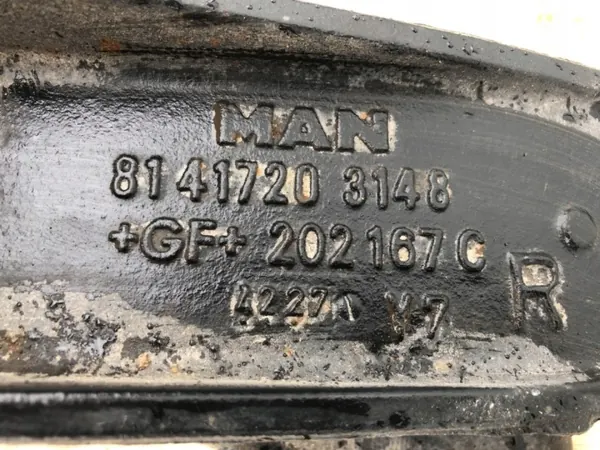 Ohjaamon Ripustustanko OEM 81417156016 MAN TGX:lle image 6