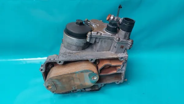 Ölfiltergehäusebasis OEM A4711809910 Mercedes image 3