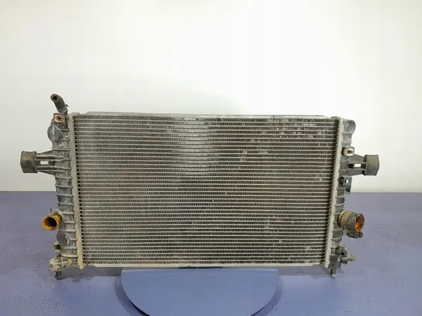 OPEL ASTRA H 1.6B Vattentank 13170110 image 4