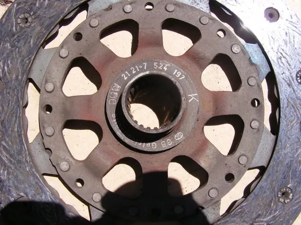 BMW E46 316i 318i N42 Kytkinpaketti image 10