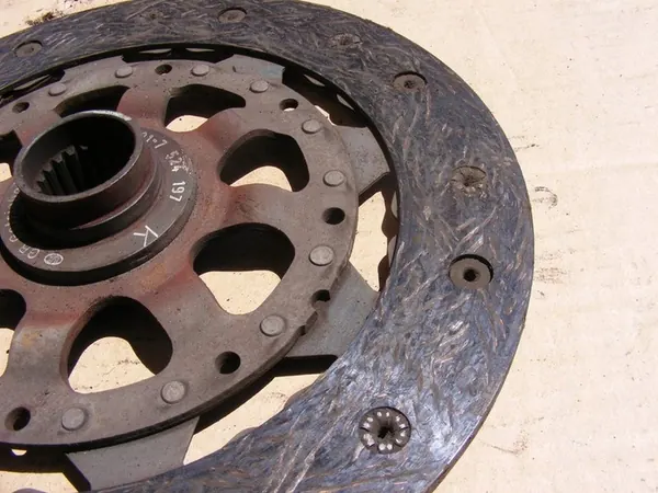 BMW E46 316i 318i N42 Kytkinpaketti image 9