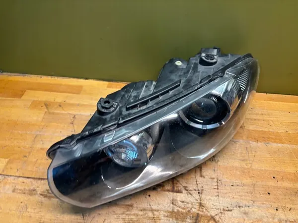 VW Scirocco 2008- Vasemman Xenonlamppu Alkuperäinen image 2