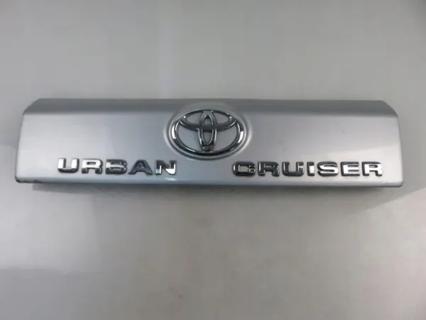 Toyota Urban Cruiser Kofferbakafsluiting OEM 7680152140 image 2