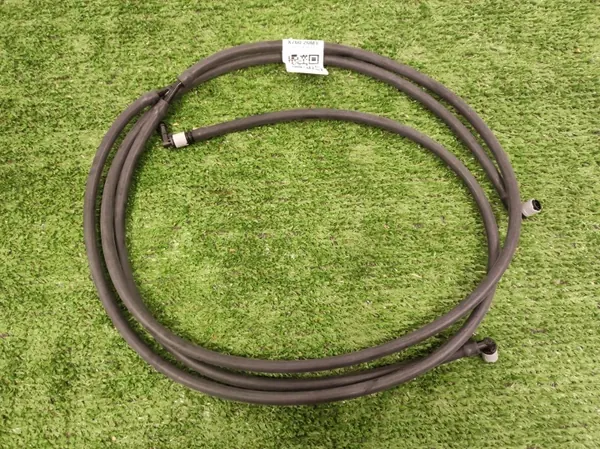 Tuyau de lave-glace Jaguar XE OEM LX73-13E010-BA Occasion image 4