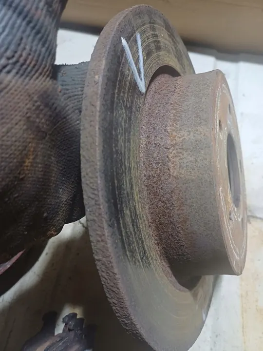 Discos de Freio Traseiro Ford Kuga MK2 GV61-2A315-AA image 4