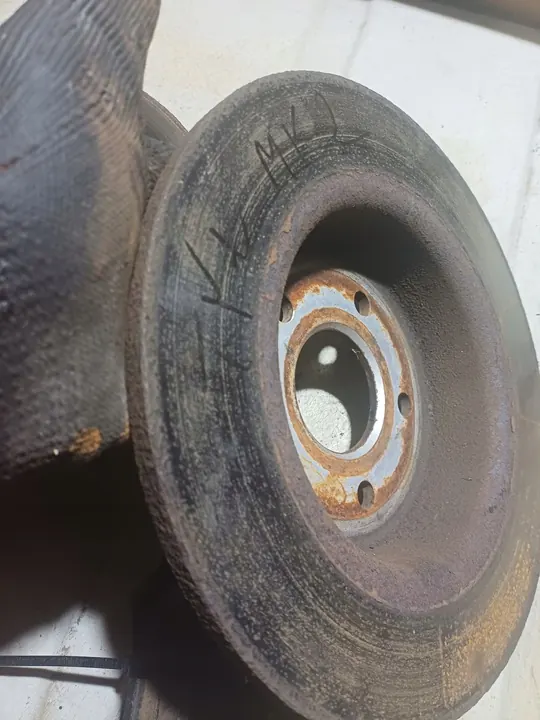 Discos de Freio Traseiro Ford Kuga MK2 GV61-2A315-AA image 5