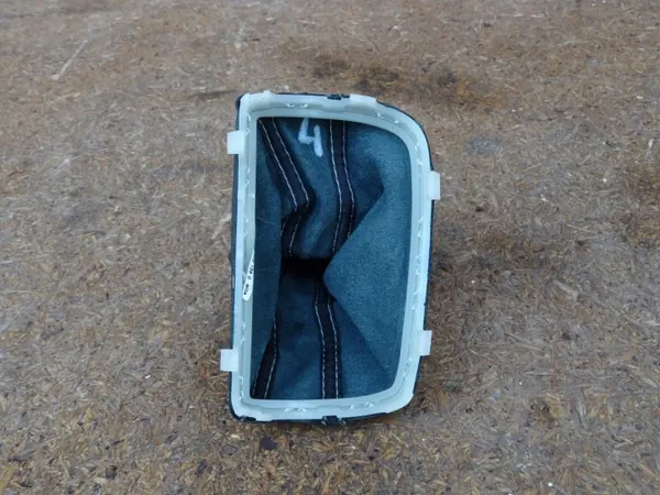 Audi Q3 8U S-Line DSG Vaihteenvalitsin OEM image 8