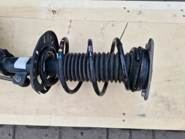OEM 4243242342243 Voor Rechter Demper Peugeot 3008 II image 4
