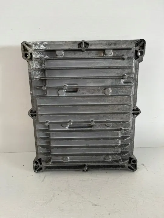 Audi A7 C7 Motorcomputer OEM 4G2907401B - Gebruikt image 3