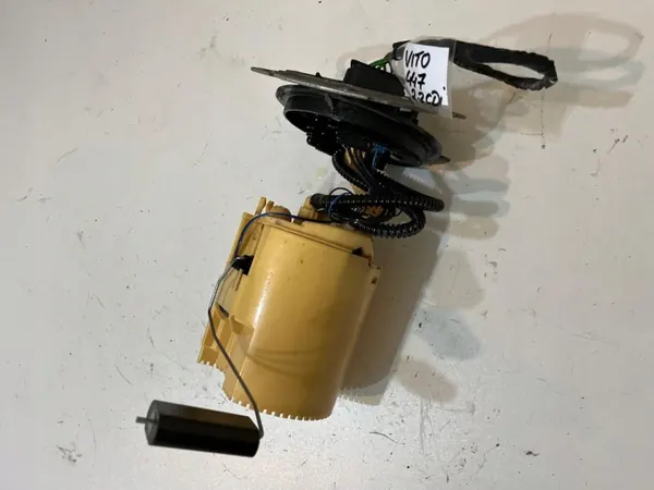 Mercedes Vito 447 bränslepump OEM A4474700594 image 3