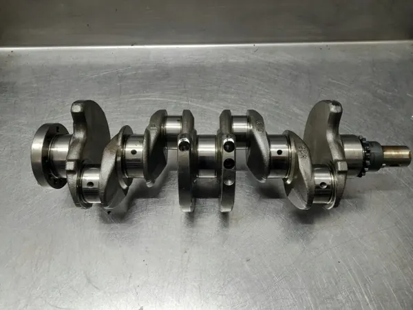 Virabrequim FORD 2.0 TDCI OEM 30725011 - Usado image 2