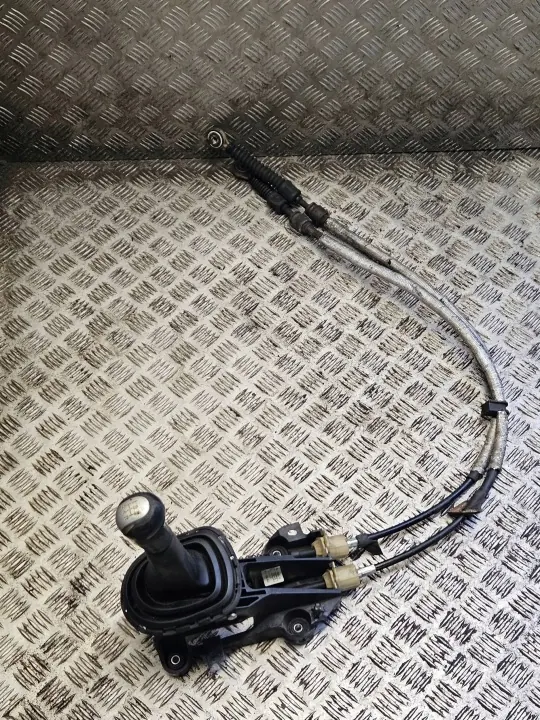 Levier de vitesse Toyota Yaris 2007 OEM 335300D040 image 4
