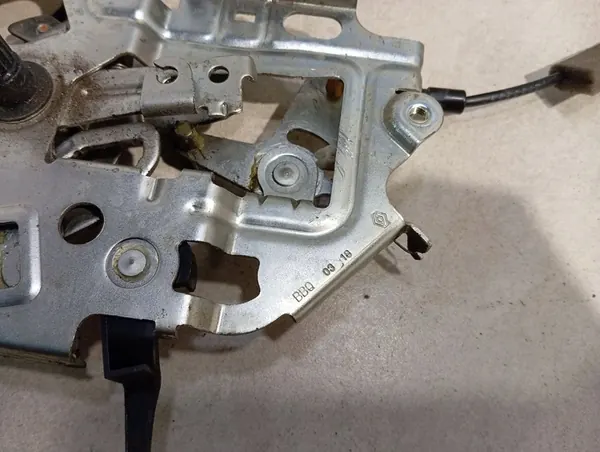 Höger Skjutdörrslås Master 826703236R image 3