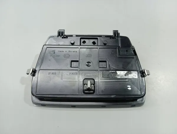 Audi A8 D5 Taka-LED-katkovalo OEM LAMPKA LED PODSUFITKI TYL image 3