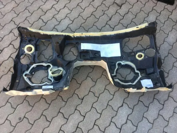 OEM 310126173915 Mercedes W206 C-Klasse Schott-Dämmung image 2