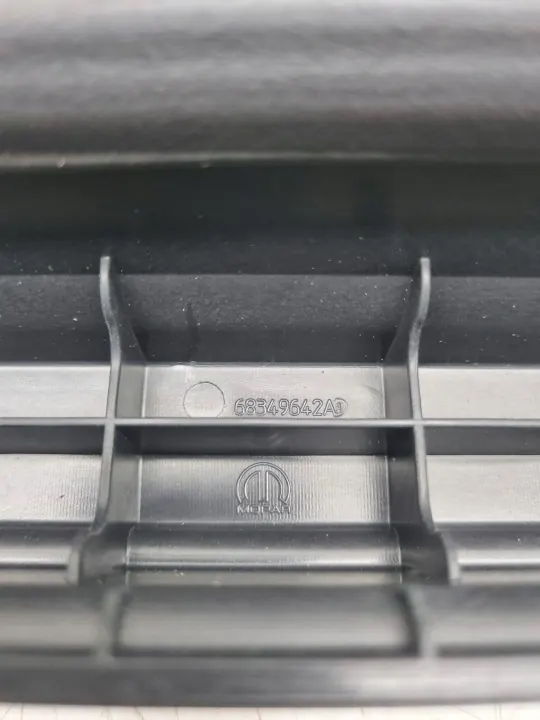Kofferraumschwelle Abdeckung Jeep Gladiator OEM 68349642AD image 4