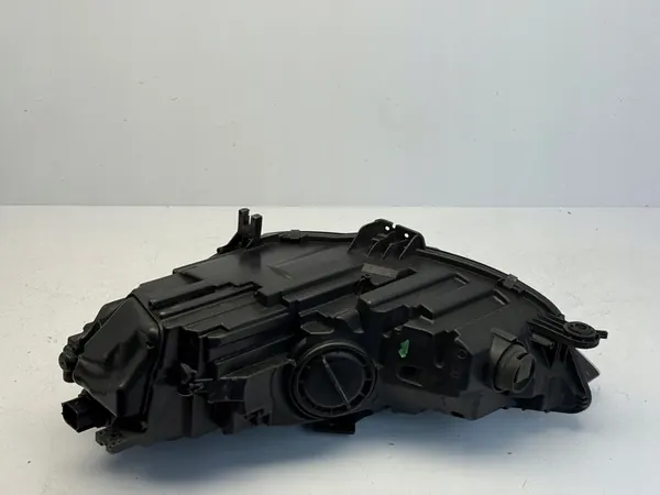 AUDI A4 B9 LIFT Lámpara LED Derecha 8W0941012 image 4