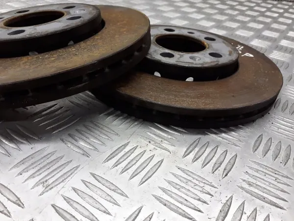 Disques de frein avant OEM TARCZE HAMULCOWE PRZÓD SKODA FABIA image 4