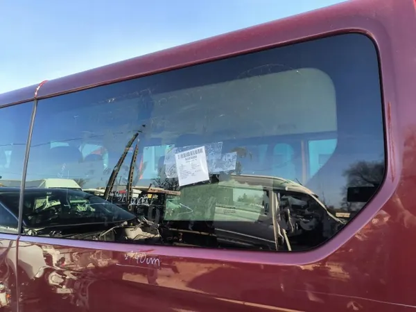 Vitre Gauche Arrière TRAFICIIISZYBALT Renault Trafic III image 2