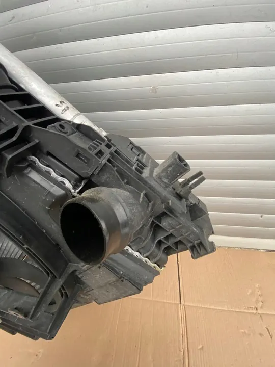 Conjunto de Radiador y Ventilador BMW X3 X4 G01 G02 OEM image 7