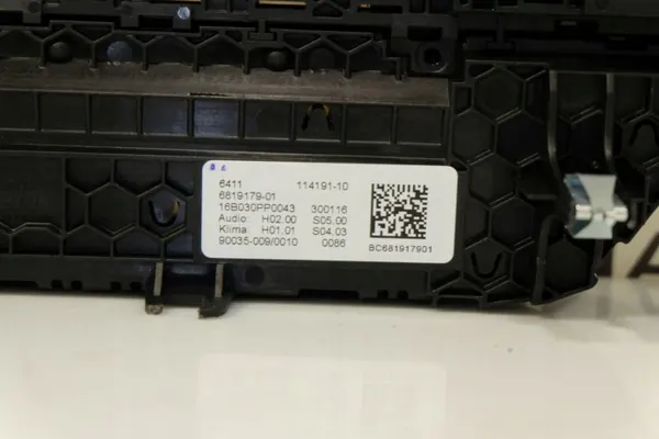 BMW ilmastointipaneeli OEM J00648 7-sarja G11/G12 image 9