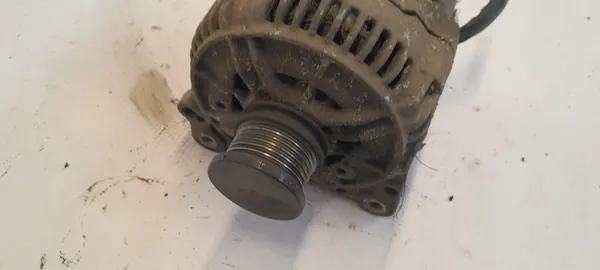 VW CADDY II 1.9 SDI Vaihtovirtageneraattori 028903026G image 2