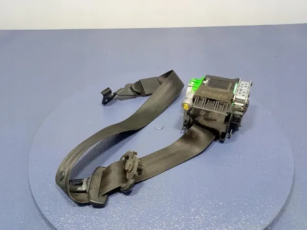 Audi OE 8R1857706B Etuoikea turvavyö - Käytetty image 2
