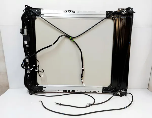 Techo Panorámico MAZDA CX60 OEM - Estado Usado image 4