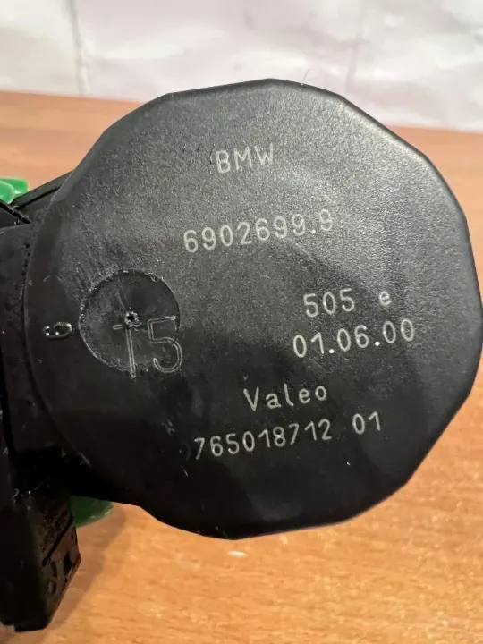 BMW Klapin moottori OEM D2175 5-sarja E39 1997 image 3