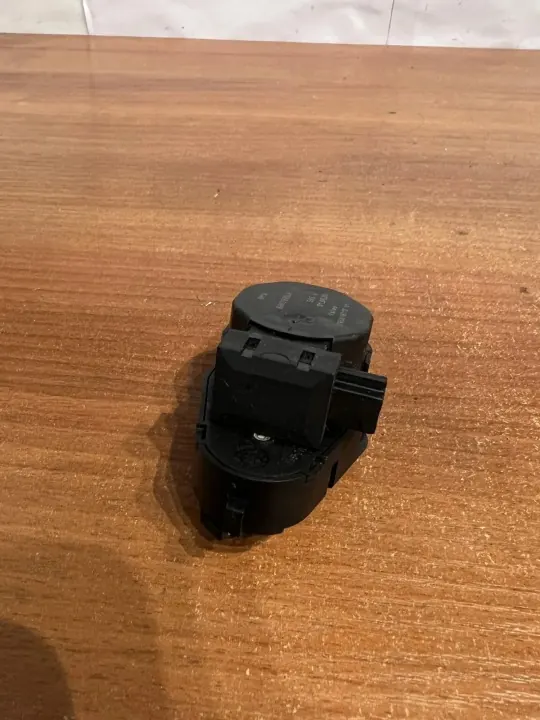 BMW Klapin moottori OEM D2175 5-sarja E39 1997 image 4