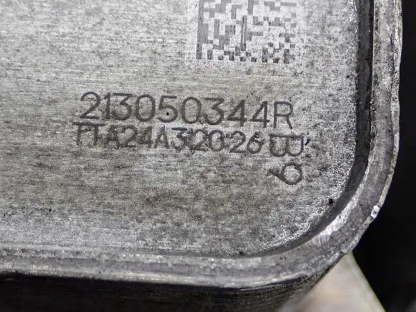 Ölfilterbasis OEM 213050344R für Dacia Duster II image 6