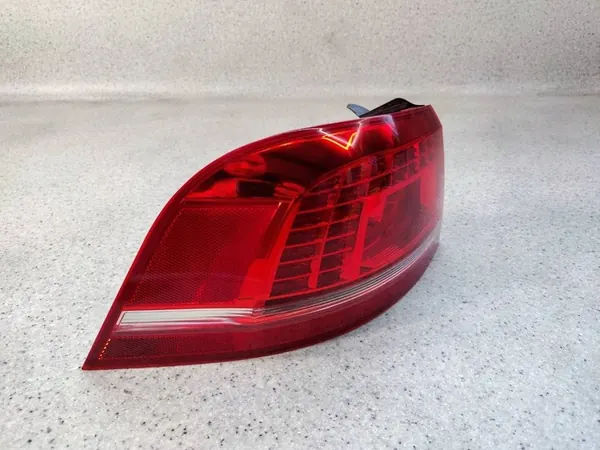 Luz trasera izquierda VW Passat B7 Kombi LED OEM 3AF945207B image 4