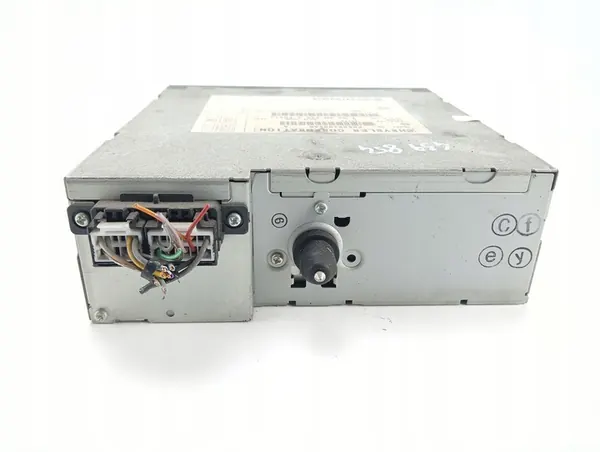 CD-Wechsler Chrysler Town Country IV (2000-2004) P05082005AB image 2