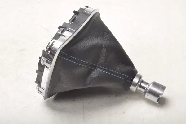 Pomo mudanças Ford Fiesta MK8 ST OEM 289938 - Usado image 5