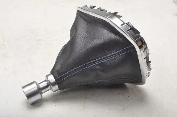 Pomo mudanças Ford Fiesta MK8 ST OEM 289938 - Usado image 9