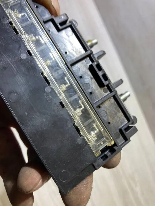 Fusible de serrage Renault Arkana 2022 OEM - Occasion image 3
