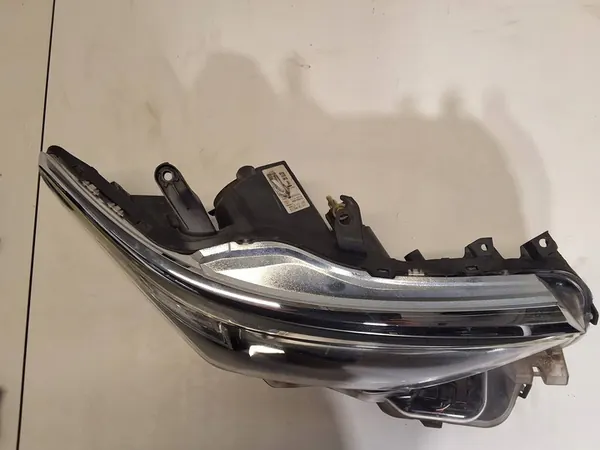 FARO DELANTERO DERECHO TOYOTA AURIS II FULL LED 81130-02K60 image 3