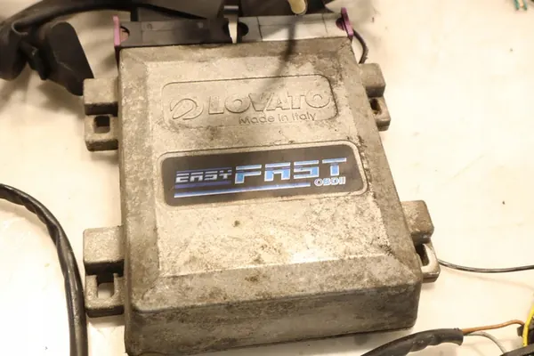 INSTALACIÓN LPG LOVATO OPEL AGILA 1.0 image 7