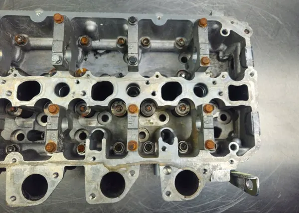 Cabeça do cilindro completa Mitsubishi L200 2.5 DiD OEM 4D56U image 3