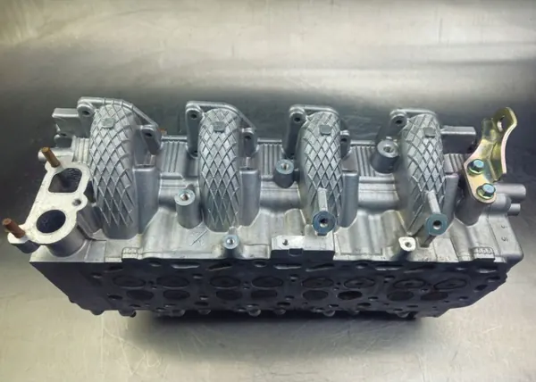 Cabeça do cilindro completa Mitsubishi L200 2.5 DiD OEM 4D56U image 6