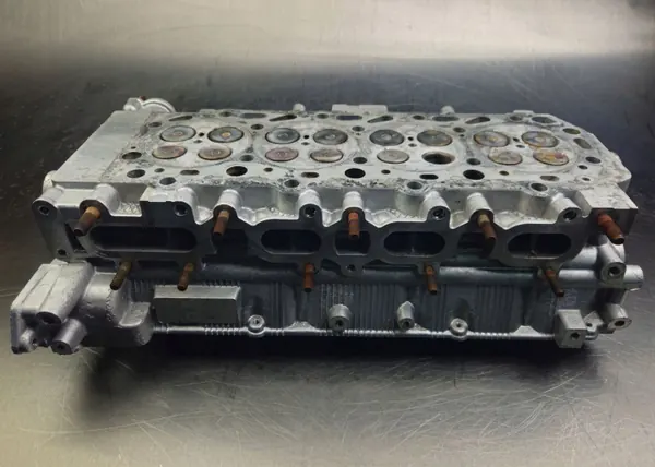 Cabeça do cilindro completa Mitsubishi L200 2.5 DiD OEM 4D56U image 8