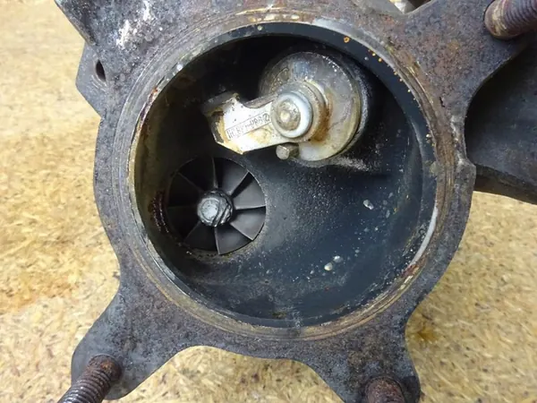 Turbocompresor AUDI A3 8P GOLF VI GTI 2.0 TFSI 06J145701T image 3