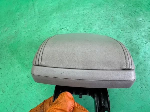 Mittelarmlehne OEM PODŁOKIETNIK VOLVO S40 II hell image 3