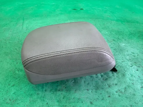 Mittelarmlehne OEM PODŁOKIETNIK VOLVO S40 II hell image 4
