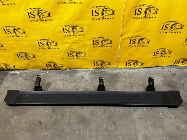 Vasen sivuporras OEM M2DB-16451-CE Ford Bronco 21- image 2