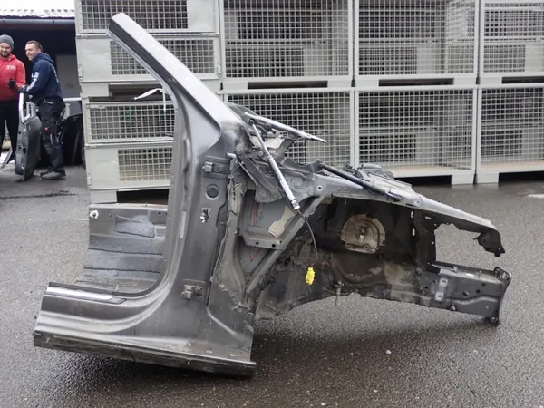 OEM ĆWIARTKA PODŁUŻNICA Oikea Etu Audi A4 B9:lle image 2