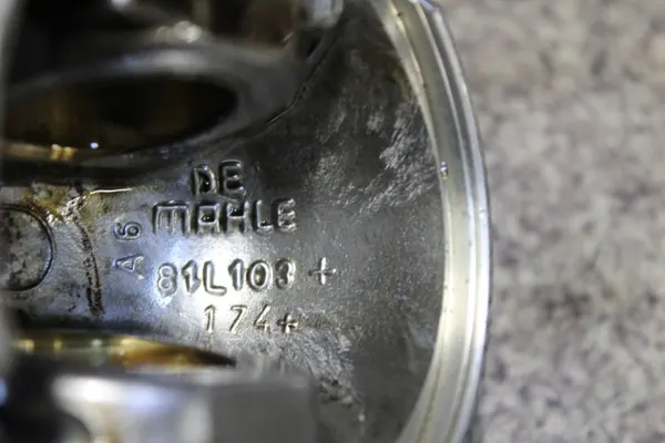 OEM BPC TŁOK MAHLE 81L103+ KORBOWÓD 038J 1-2-3 image 6