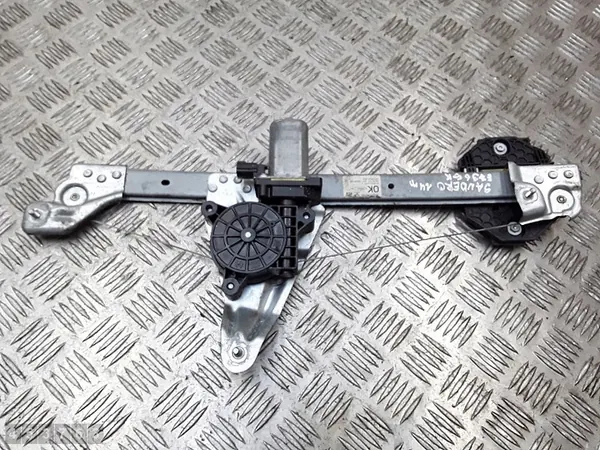 Raamregelaar Dacia Sandero 2014 827211031r image 3