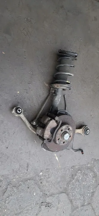 MERCEDES C W204 2.2 CDI McPherson Vasemmalla Edessä image 2